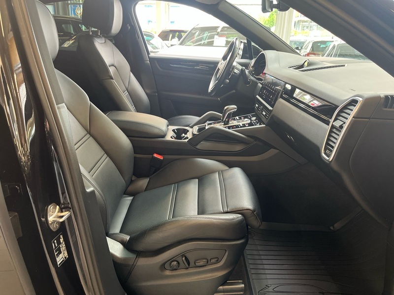 Porsche Cayenne vaihtoauto