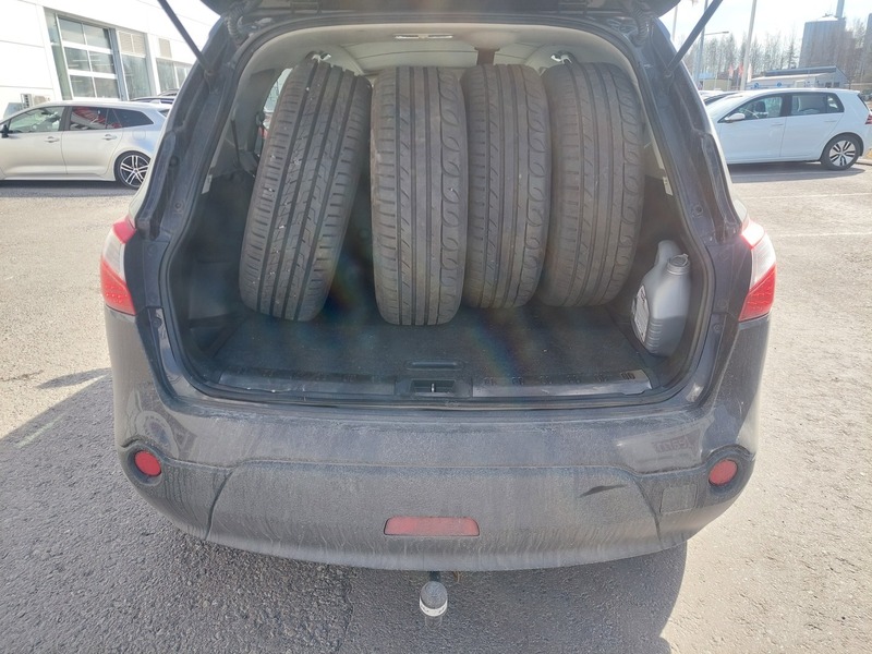 Nissan Qashqai+2 vaihtoauto