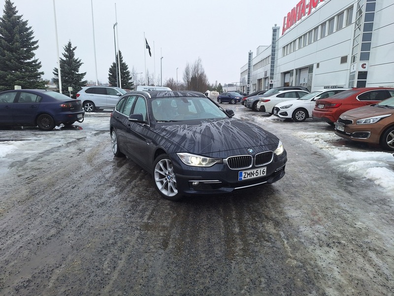 BMW 330 vaihtoauto
