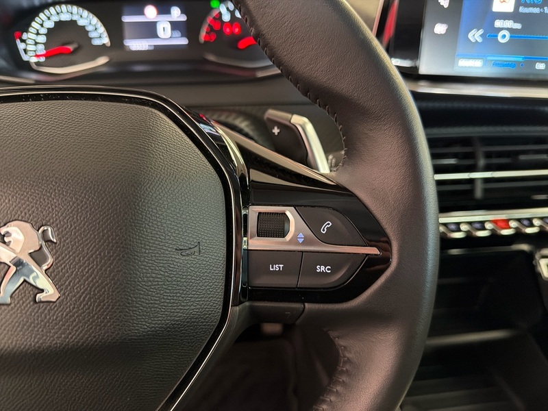 Peugeot 208 vaihtoauto