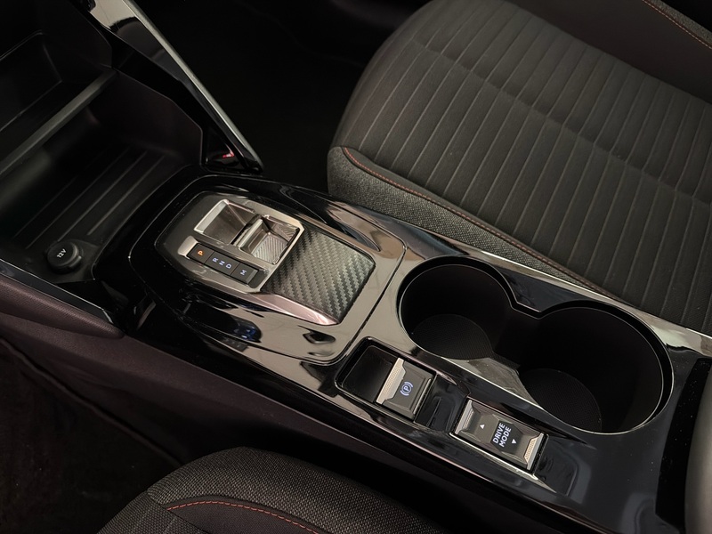 Peugeot 208 vaihtoauto