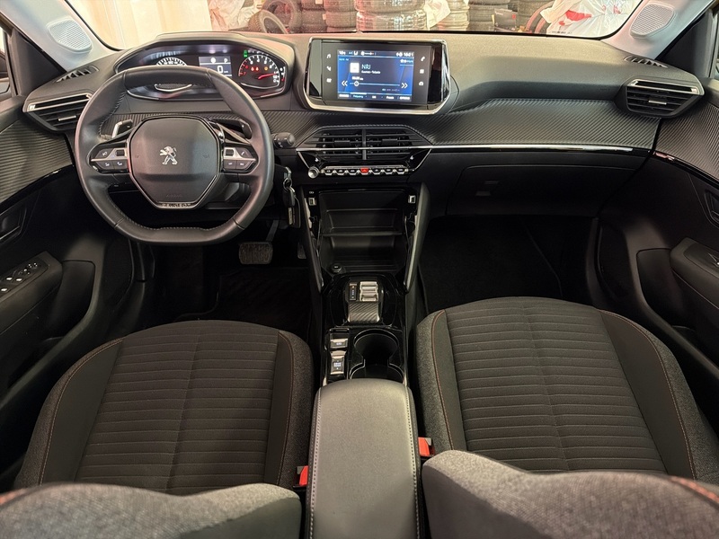 Peugeot 208 vaihtoauto