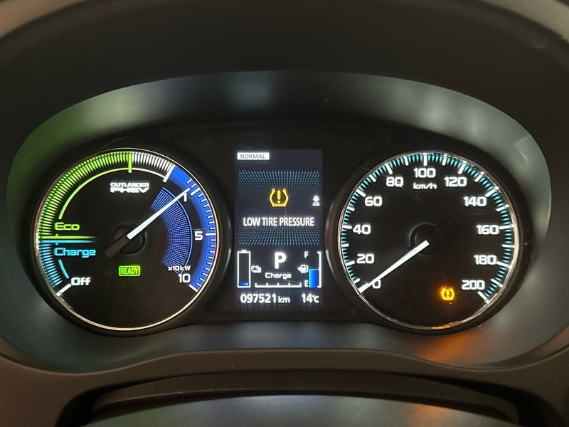 Mitsubishi Outlander PHEV vaihtoauto