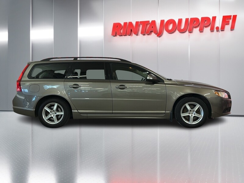 Volvo V70 vaihtoauto