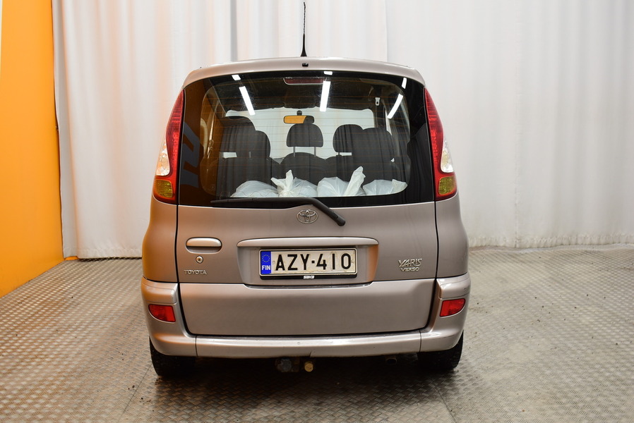 Toyota Yaris vaihtoauto