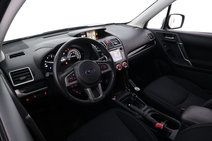 Subaru Forester vaihtoauto