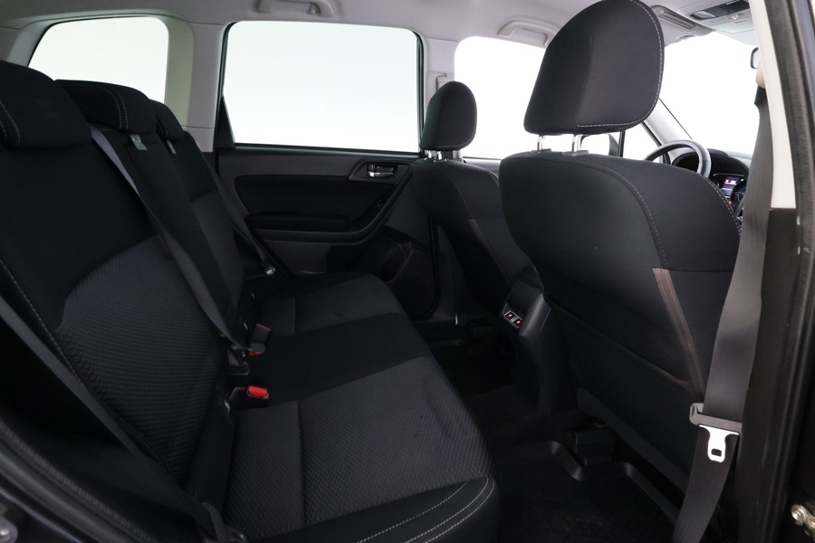 Subaru Forester vaihtoauto