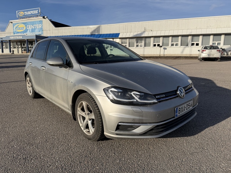 Volkswagen Golf vaihtoauto
