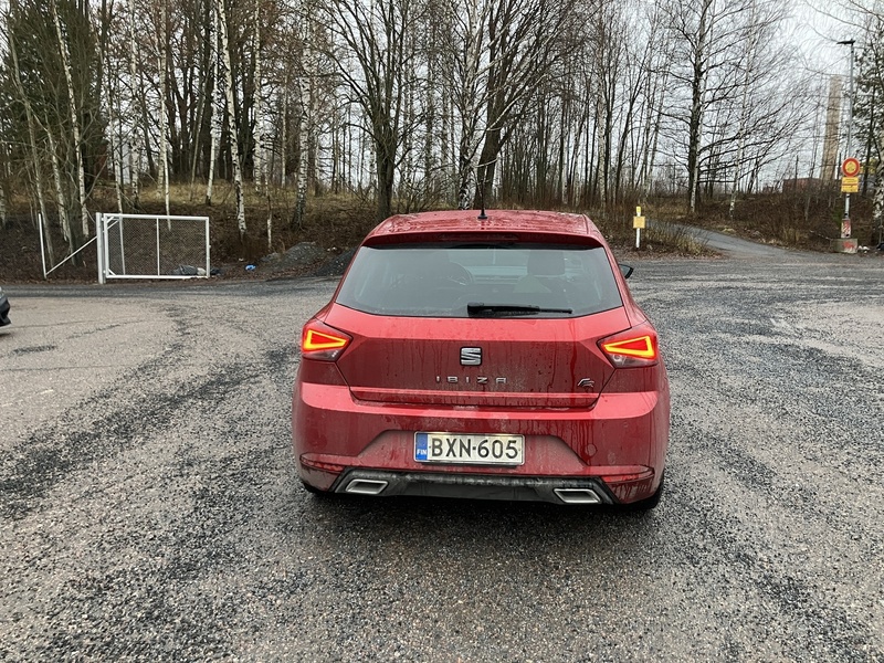 SEAT Ibiza vaihtoauto