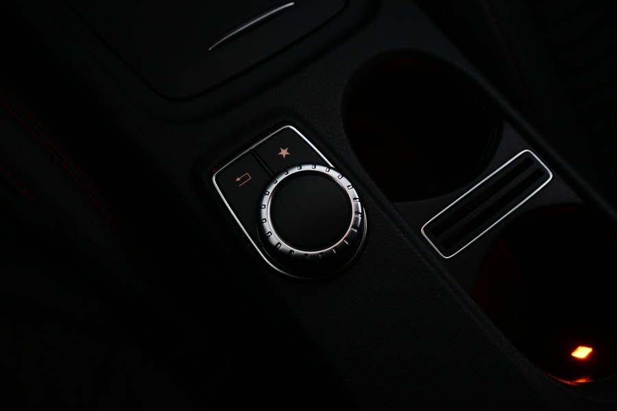 Mercedes-Benz GLA vaihtoauto