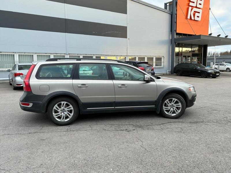 Volvo XC70 vaihtoauto