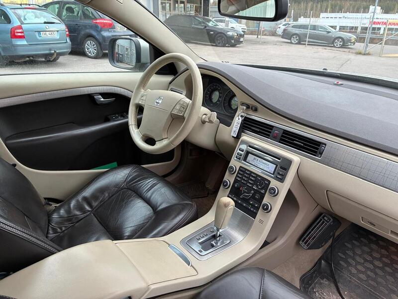 Volvo XC70 vaihtoauto