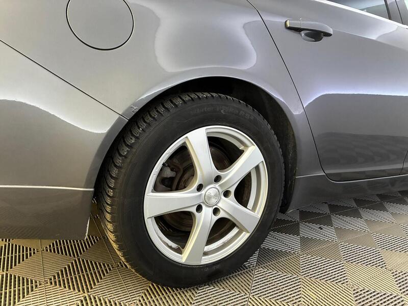 Opel Insignia vaihtoauto