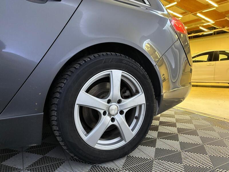 Opel Insignia vaihtoauto