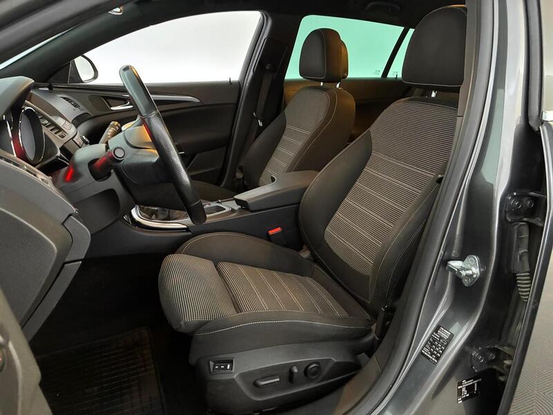 Opel Insignia vaihtoauto