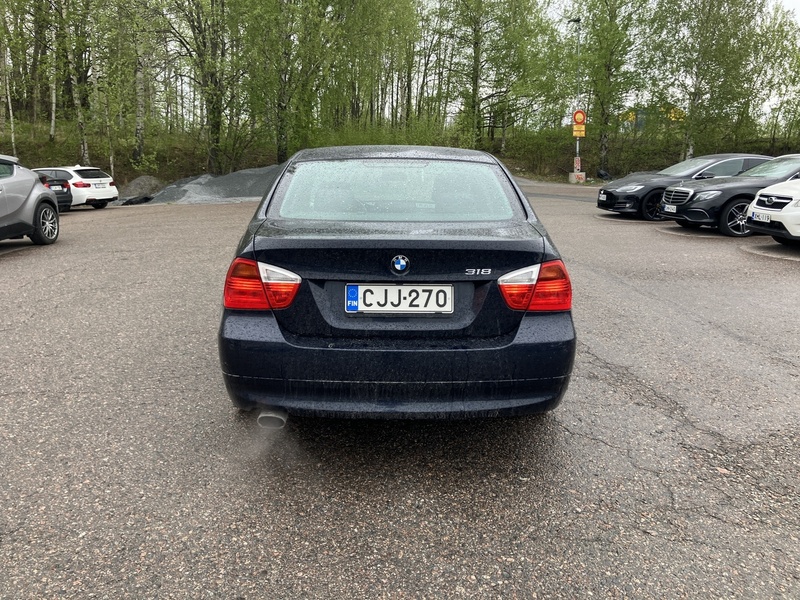 BMW 318 vaihtoauto