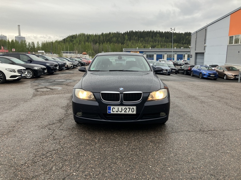 BMW 318 vaihtoauto