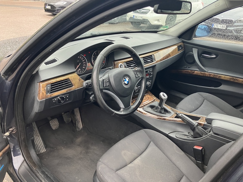 BMW 318 vaihtoauto
