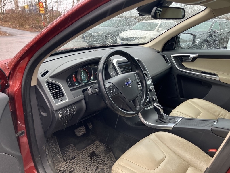 Volvo XC60 vaihtoauto