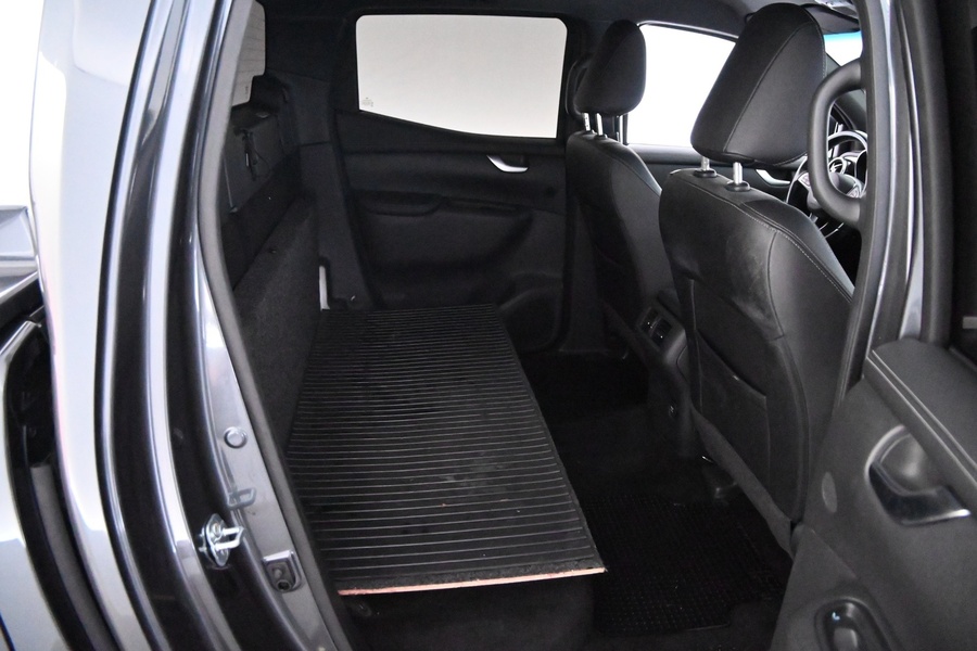 Mercedes-Benz X vaihtoauto