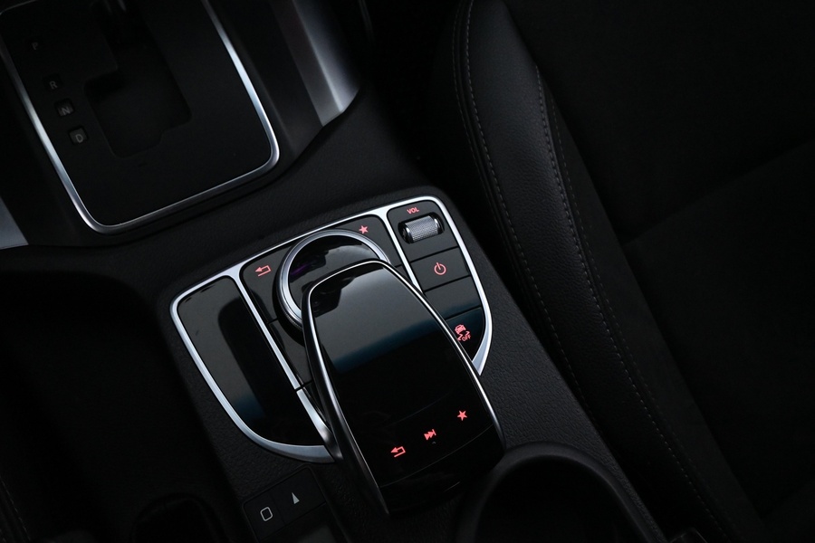 Mercedes-Benz X vaihtoauto