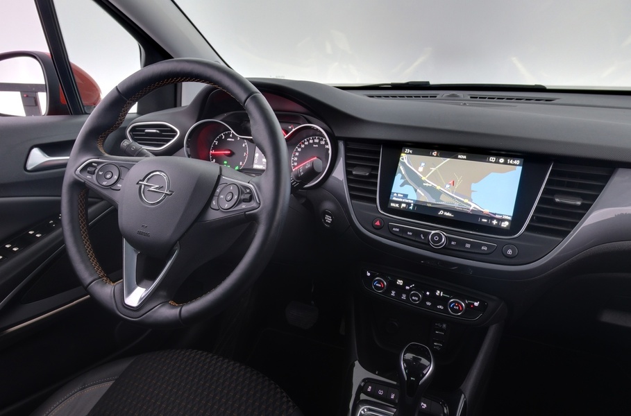 Opel Crossland X vaihtoauto