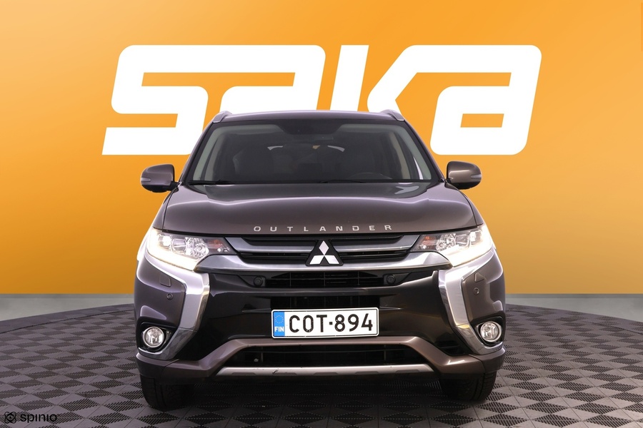 Mitsubishi Outlander PHEV vaihtoauto