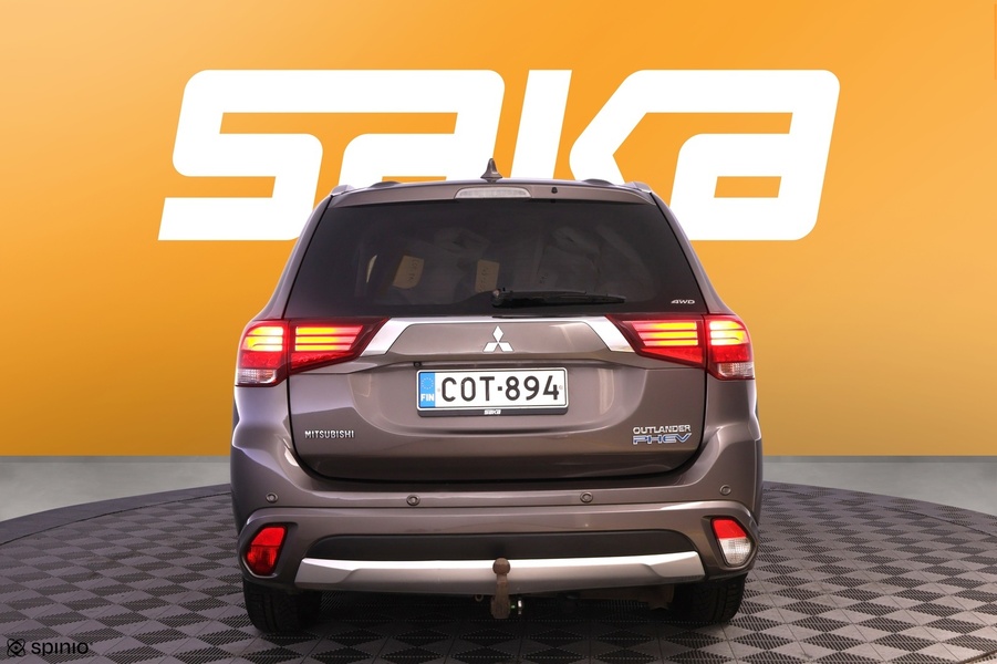 Mitsubishi Outlander PHEV vaihtoauto