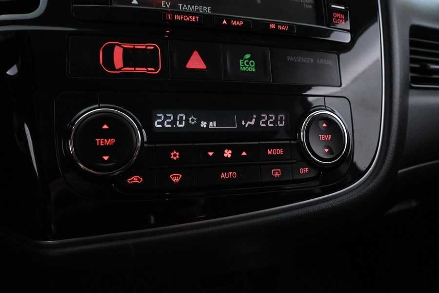 Mitsubishi Outlander PHEV vaihtoauto