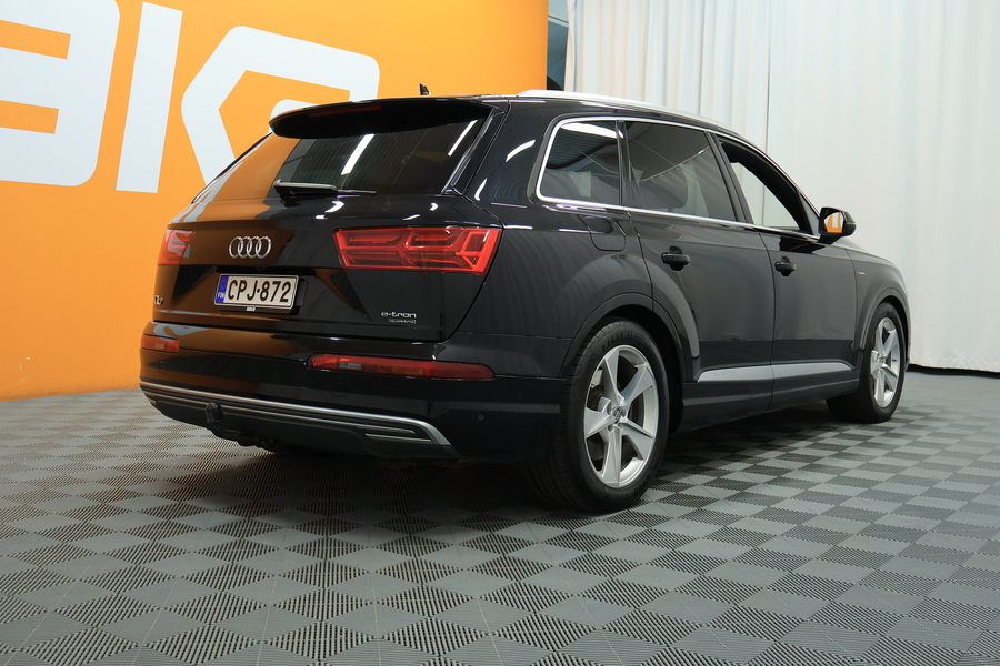 Audi Q7 vaihtoauto