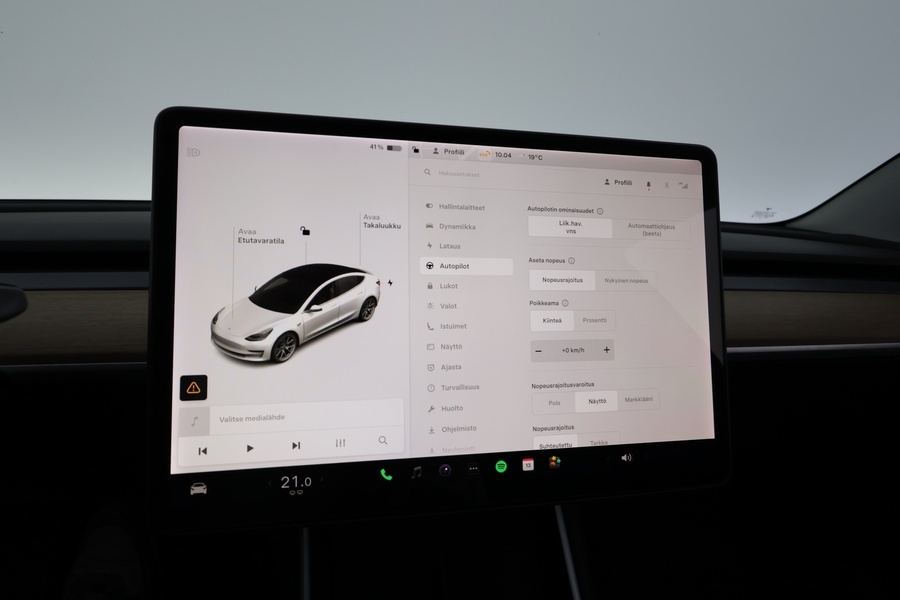 Tesla Model 3 vaihtoauto