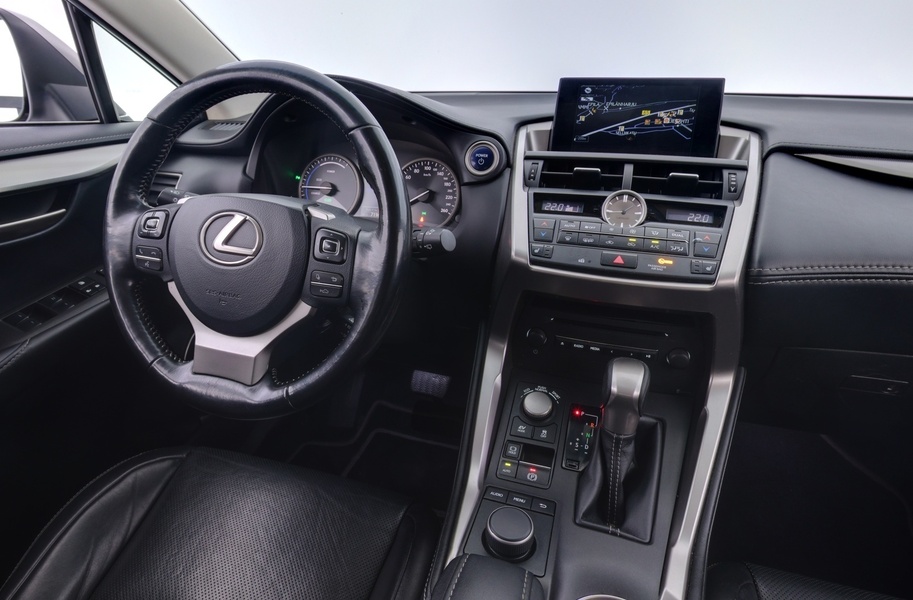 Lexus NX vaihtoauto