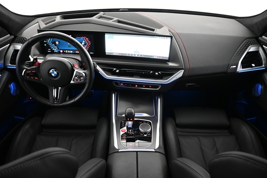 BMW XM vaihtoauto