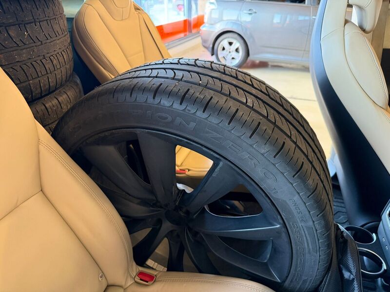 Tesla Model X vaihtoauto