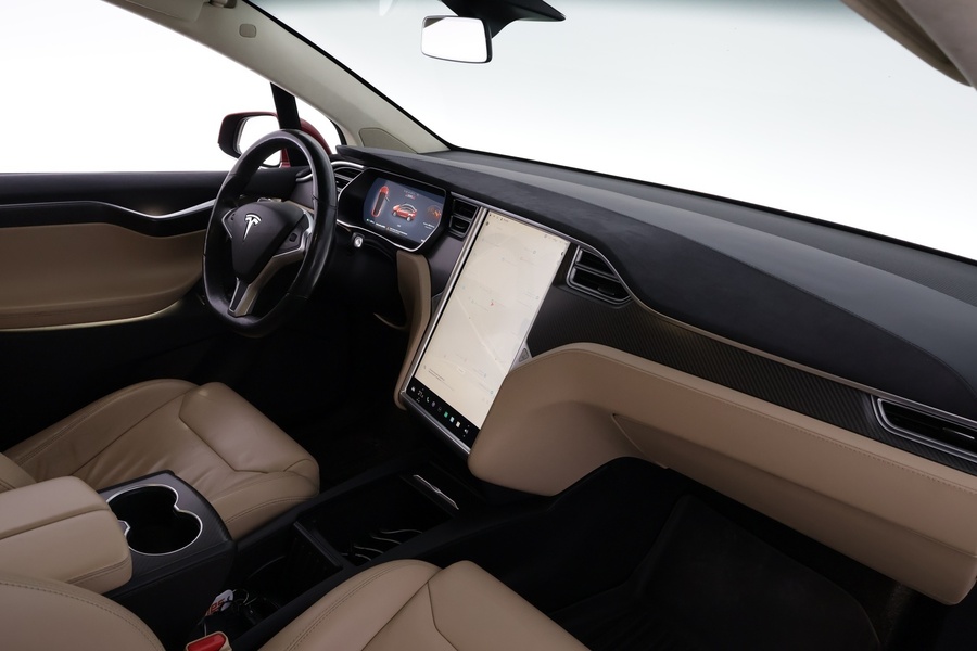 Tesla Model X vaihtoauto