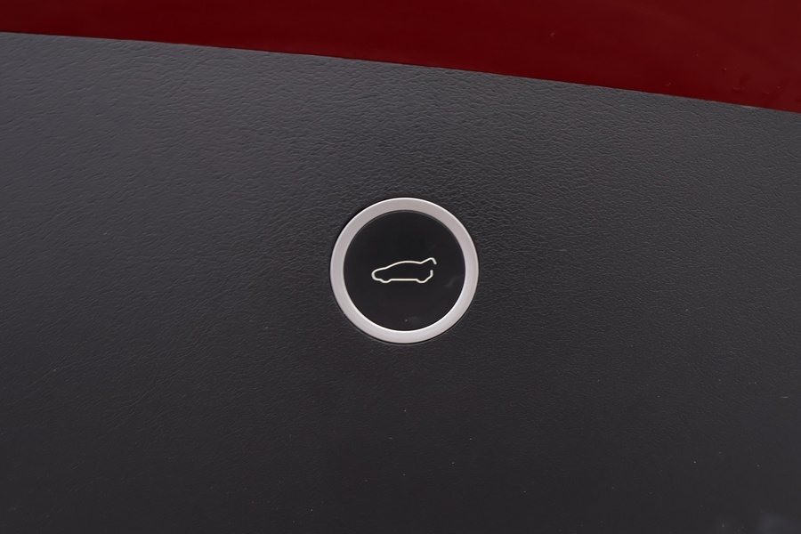 Tesla Model X vaihtoauto