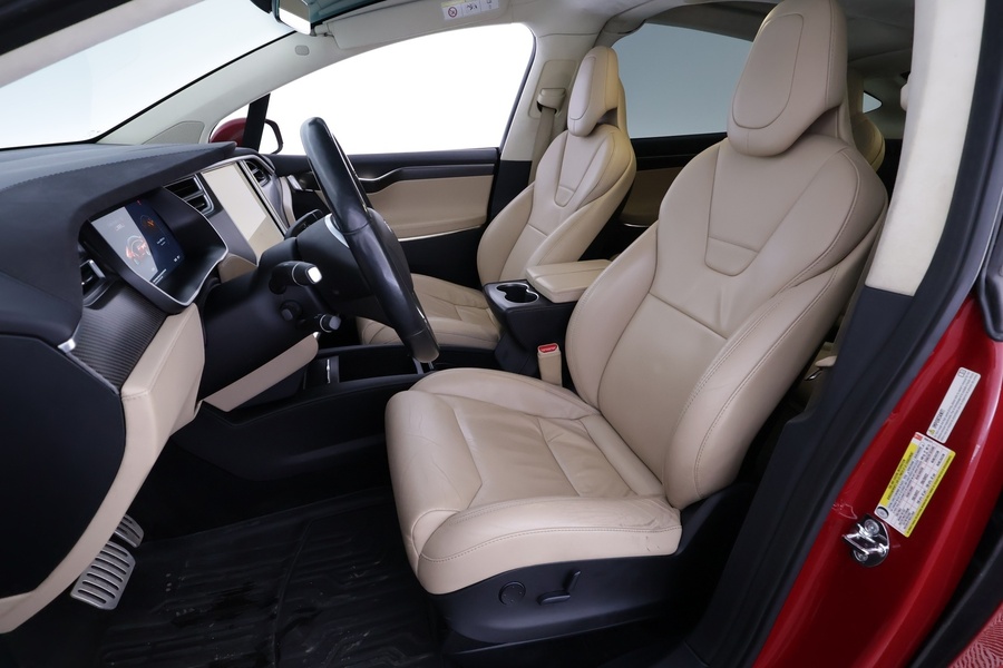 Tesla Model X vaihtoauto