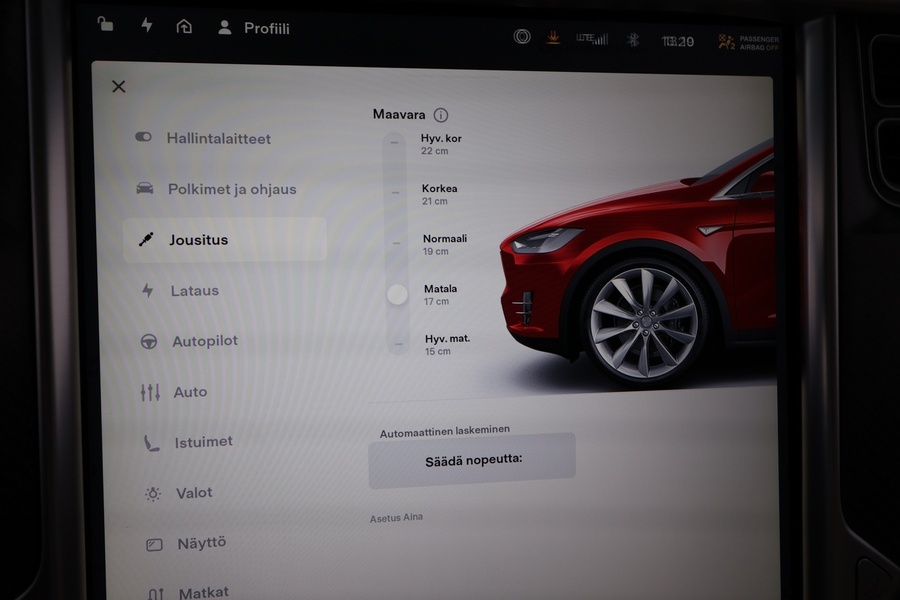 Tesla Model X vaihtoauto