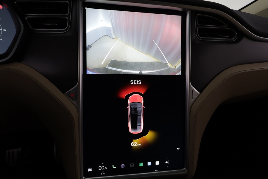 Tesla Model X vaihtoauto