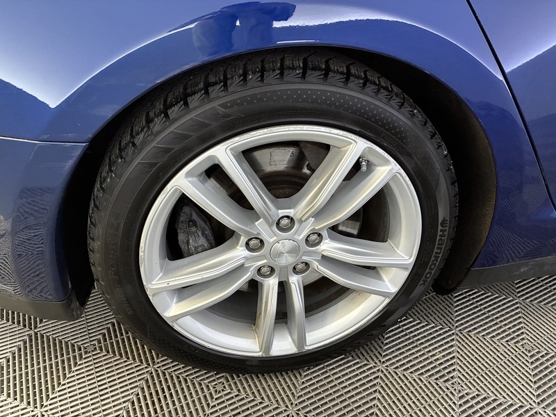 Tesla Model S vaihtoauto