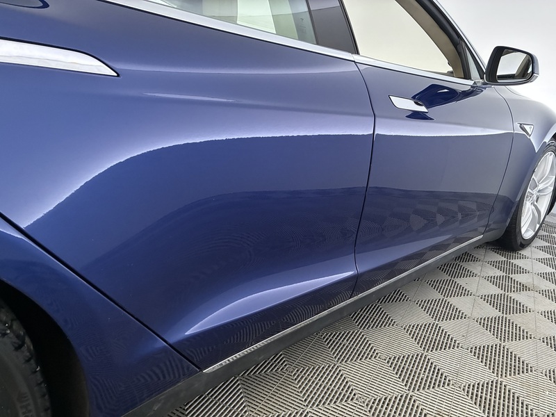 Tesla Model S vaihtoauto