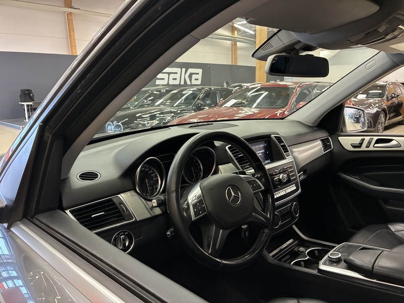 Mercedes-Benz ML vaihtoauto