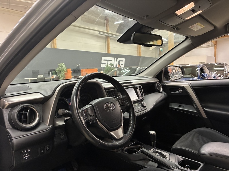 Toyota RAV4 vaihtoauto