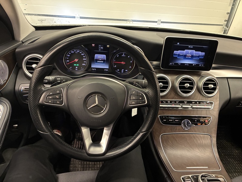 Mercedes-Benz C vaihtoauto