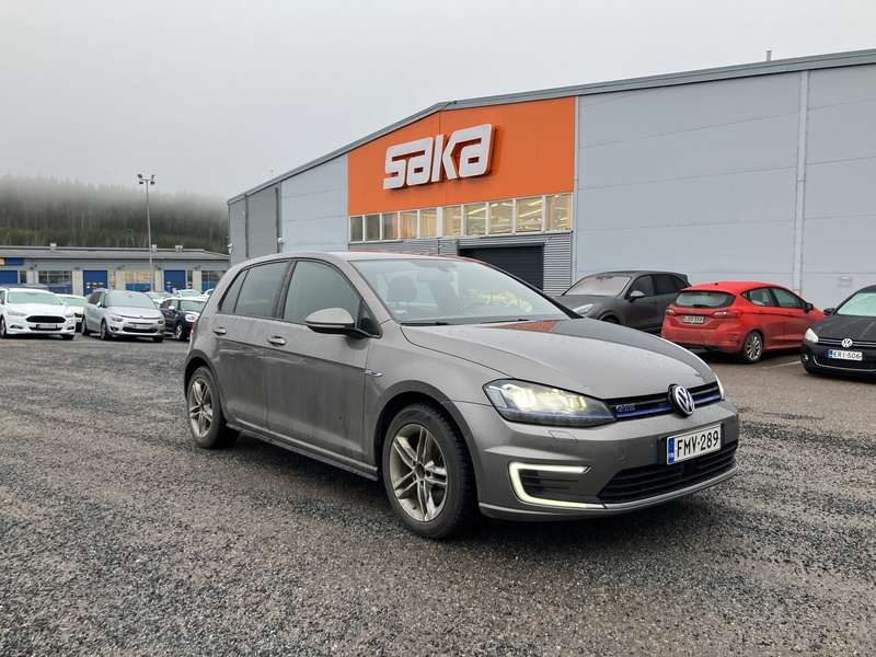 Volkswagen Golf vaihtoauto