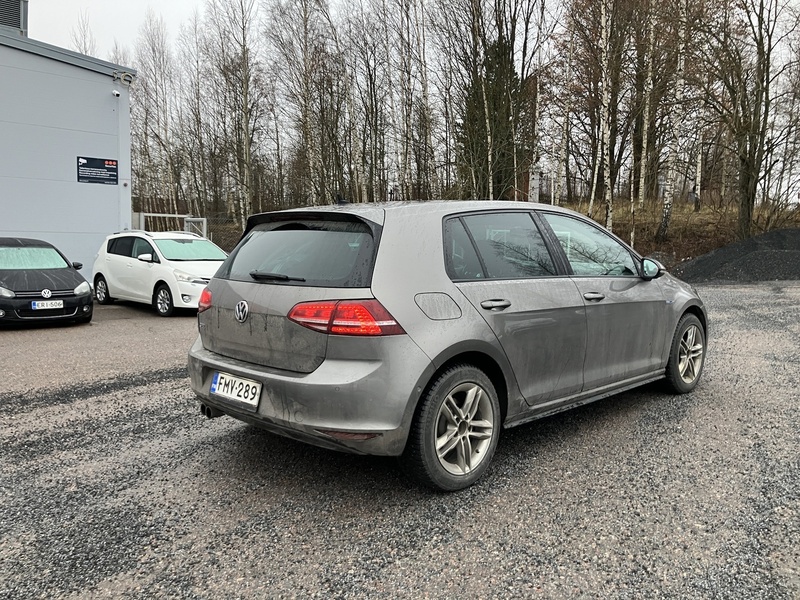 Volkswagen Golf vaihtoauto