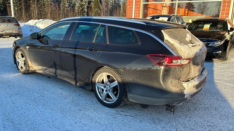 Opel Insignia vaihtoauto