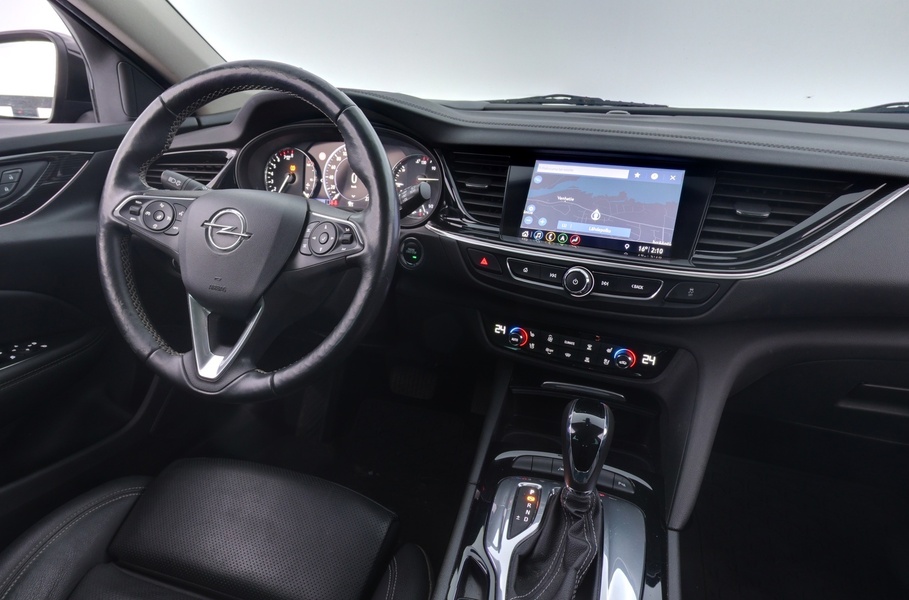 Opel Insignia vaihtoauto