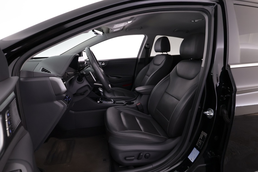 Hyundai IONIQ plug-in vaihtoauto