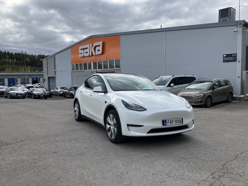 Tesla Model Y vaihtoauto